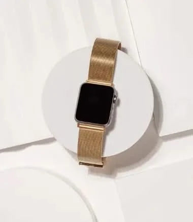 Elegant gold Apple Watch band for her – link design

